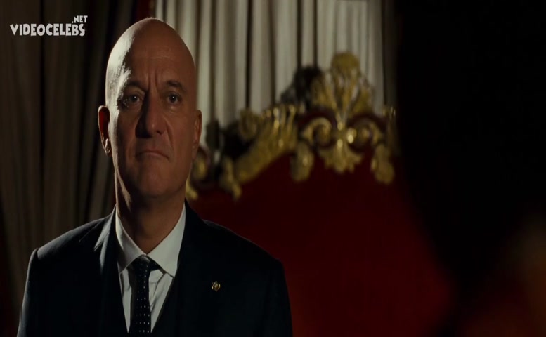 Kasia Smutniak Breasts, Underwear Scene in Benvenuto Presidente!