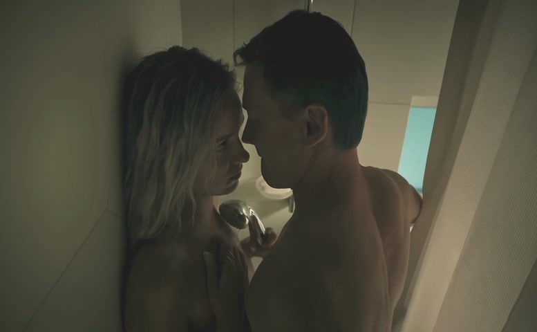 Anna Zavtur Butt, Breasts Scene in Khirurg