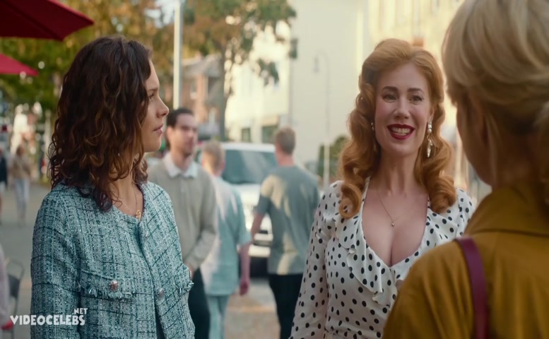 Palina Rojinski Sexy Scene in Where’s Wanda?