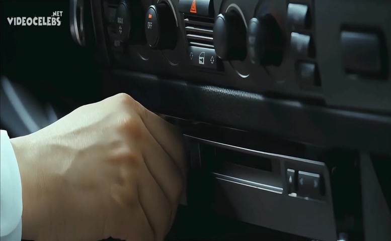 Son Ye-jin Lesbian, Butt Scene in White Night