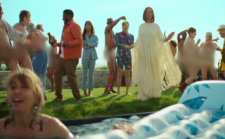 Meagen Fay Sexy Scene in Loot