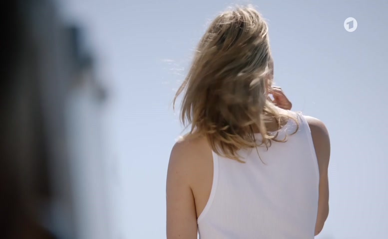 Nicole Ernst Breasts Scene in Practice By The Sea