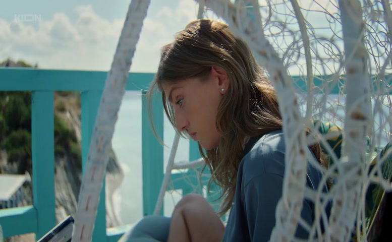 Nino Ninidze, Kristina Vaynas Breasts, Bikini Scene in Vinograd