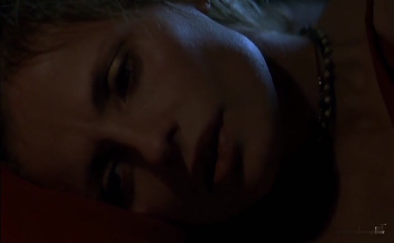 Isabella Ferrari Lesbian, Butt Scene in Amatemi