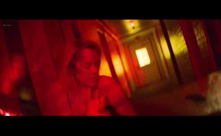 Jena Malone Breasts, Underwear Scene in Bottom Of The World