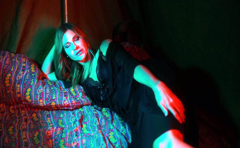 Anna Nevskaya Breasts Scene in Univer. Molodye