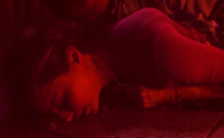 Rita Guedes Breasts Scene in Mar Inquieto