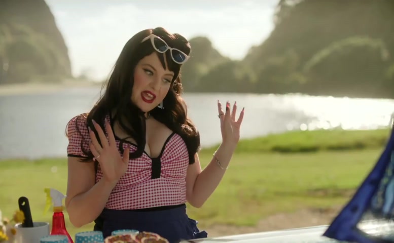 Ella Hope-higginson Breasts Scene in My Life Is Murder