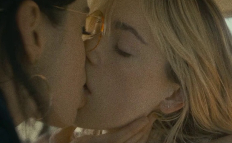 Kiernan Shipka and Krysten Ritter Lesbian Scene in Stone Cold Fox